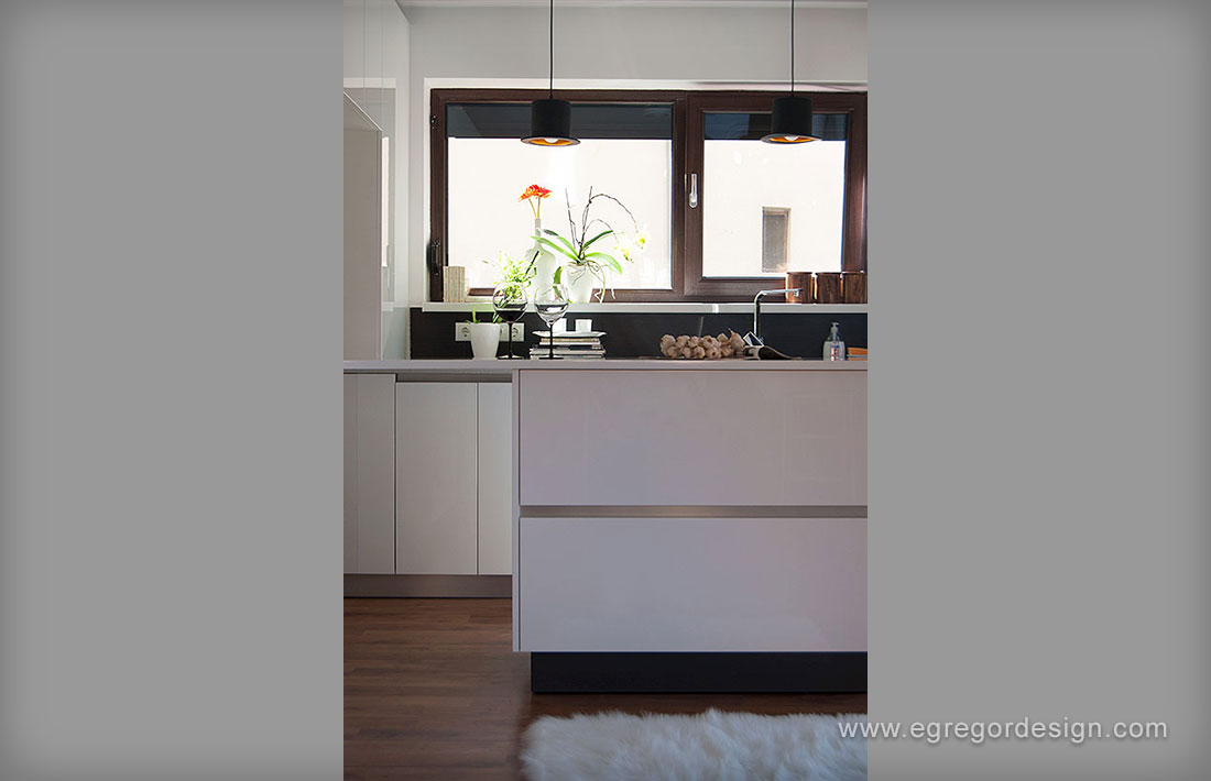 Productie mobila pal mdf, showroom mobila la comanda Cluj.
