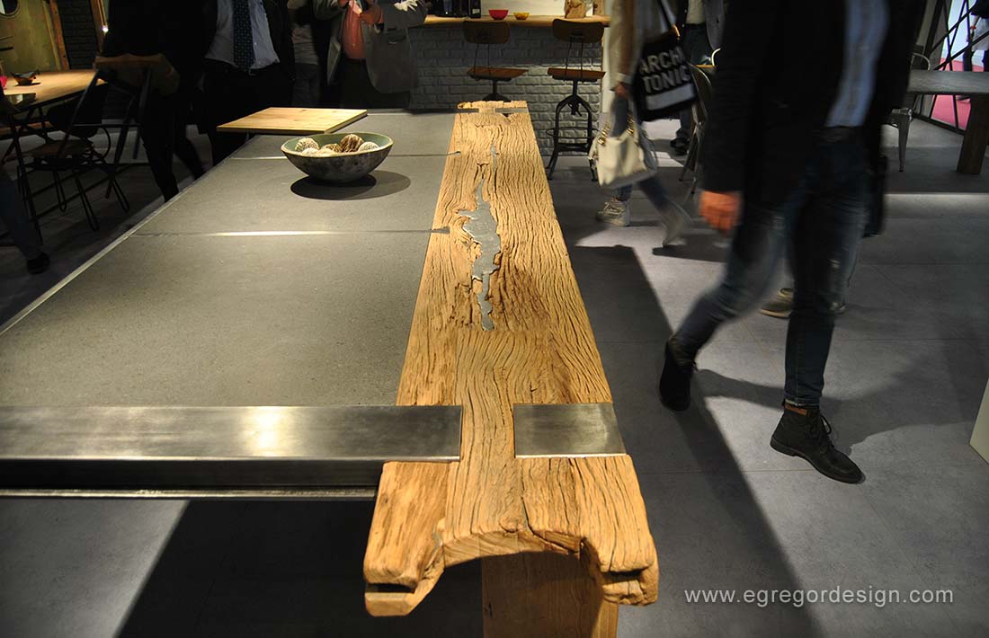 Salone del mobile, , design blat masa, lemn vechi, reciclat.