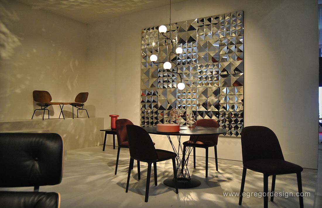 Salone del mobile, , corp decorativ oglinda.